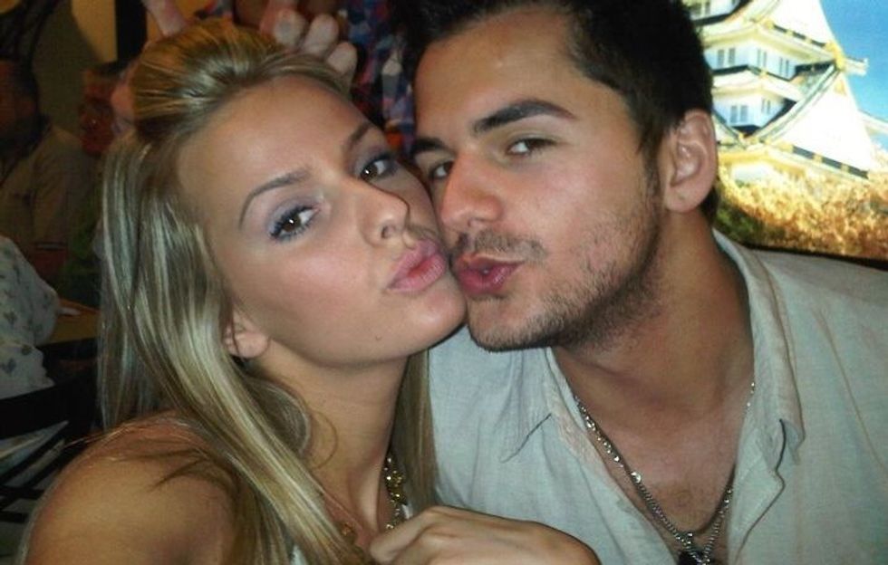 shpat kasapi aferdita dreshaj e1488838393440