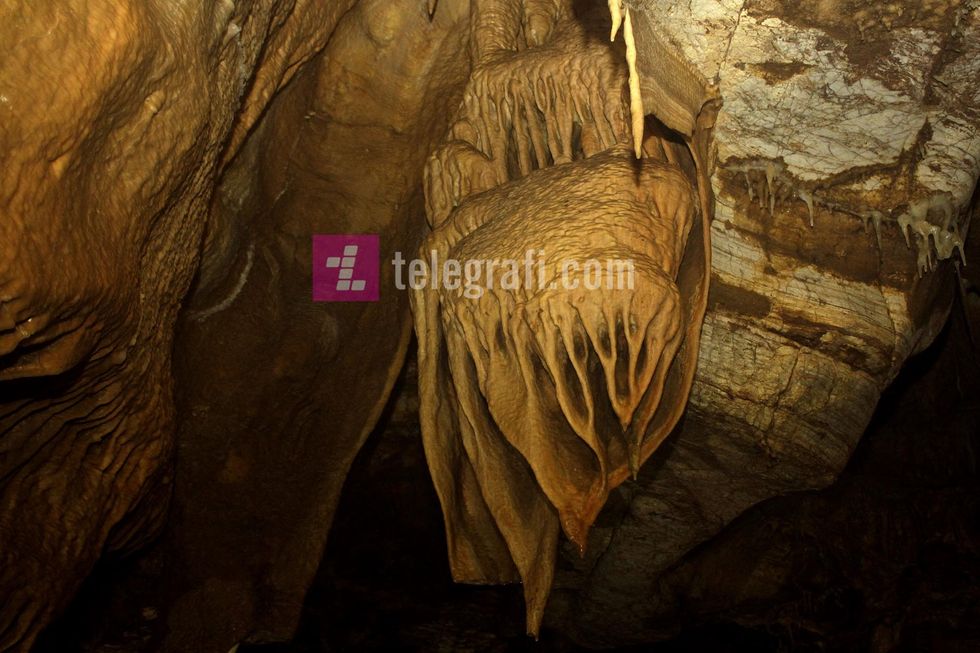 shpella e mermerit ne gadime foto ridvan slivova (23)