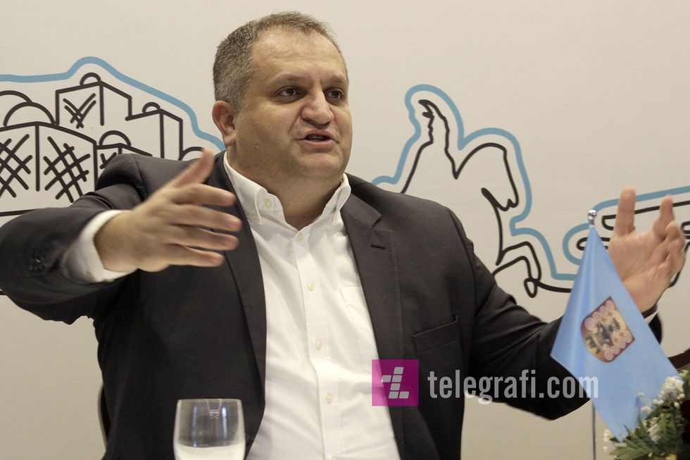 Shpend Ahmeti foto Ridvan Slivova 1