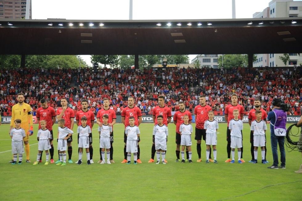 shqiperia humbet miqesoren me kosoven 3 0 11