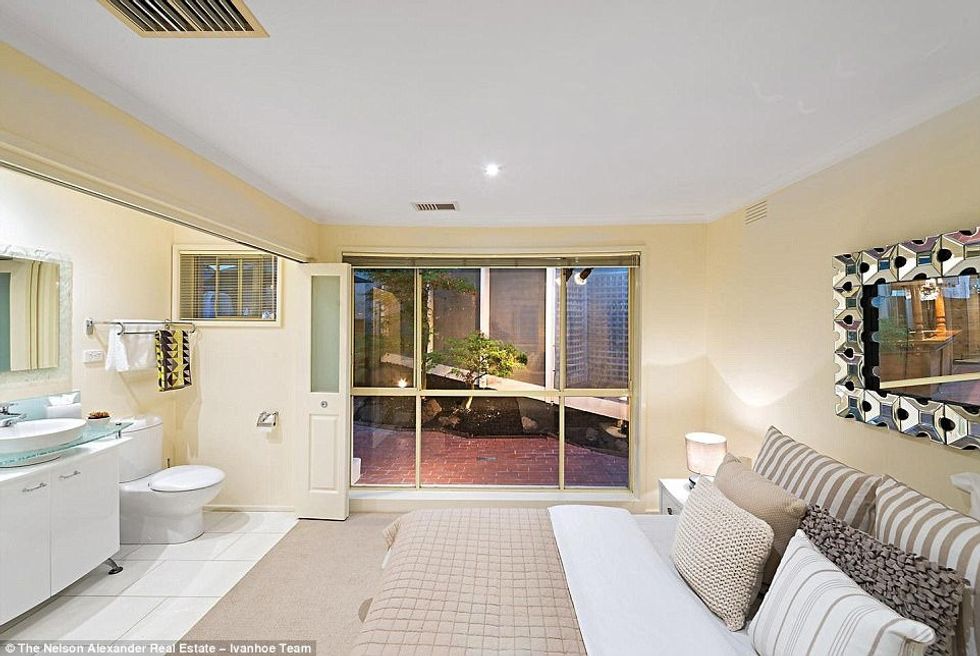 Shtëpia e shitur për një milion euro ka një element shumë të çuditshëm foto 2