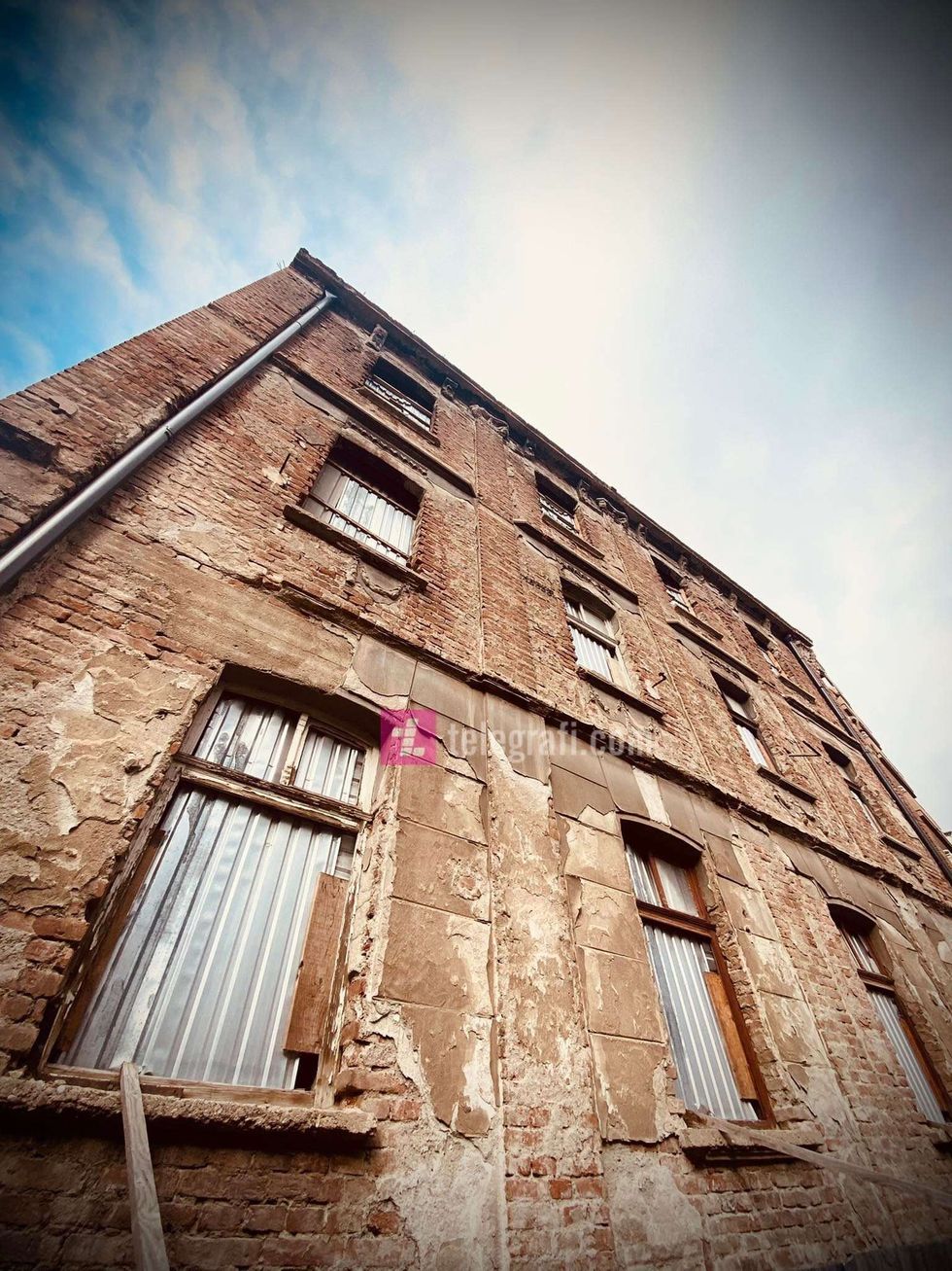 Shtepia e xhafer deves3