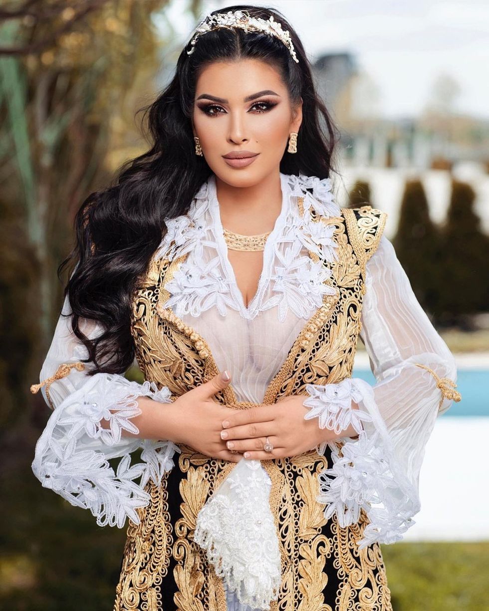 shtepiamodesarjeta 184866511 503710447654104 176046639651024393 n