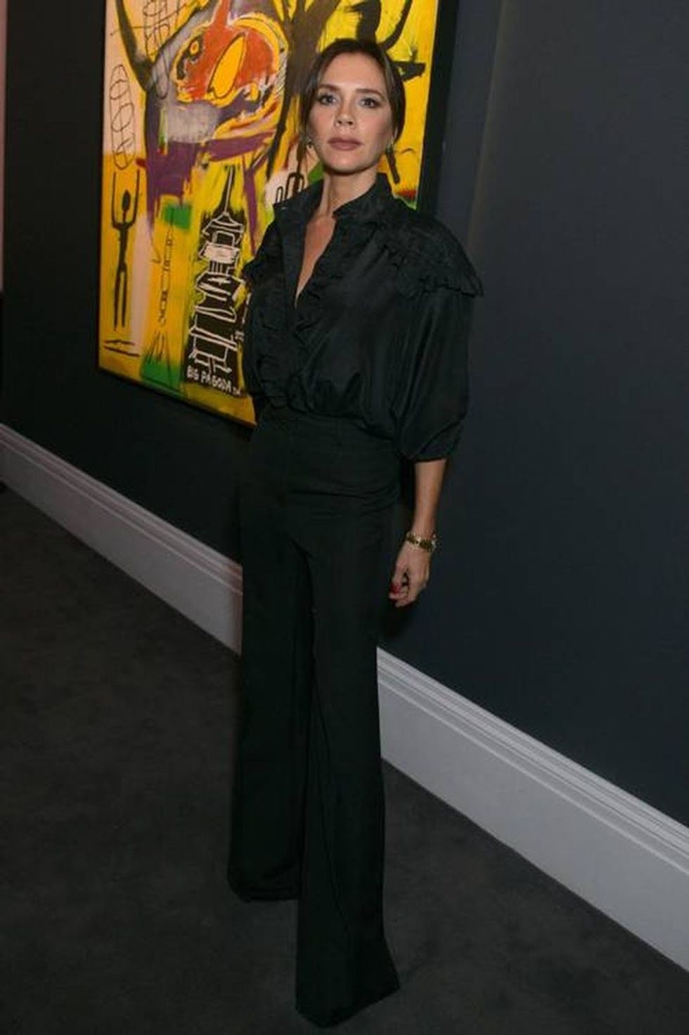 Si Victoria Beckham: 30+ veshje nga ikona e modës, që mund t’i