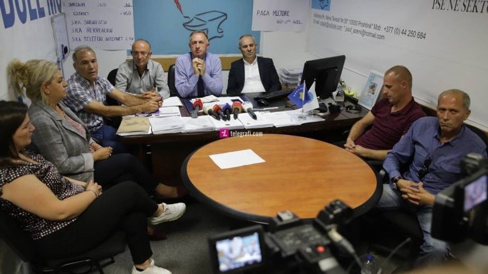 sindikata privat 2 tlg