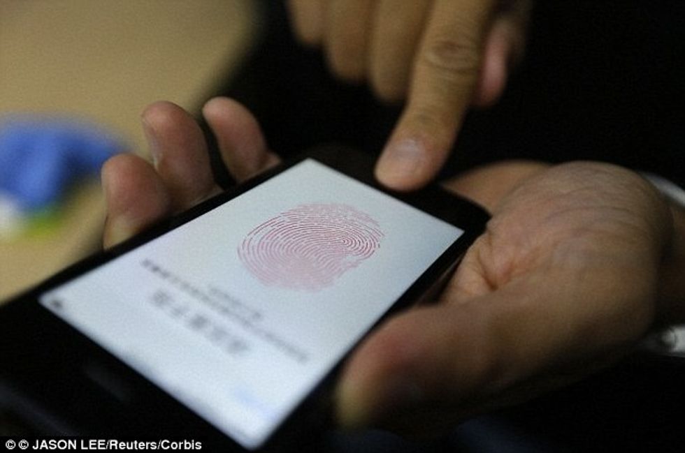 Sipas anketes se fundit Kerkohet qe bateria te zgjase me shume foto 2