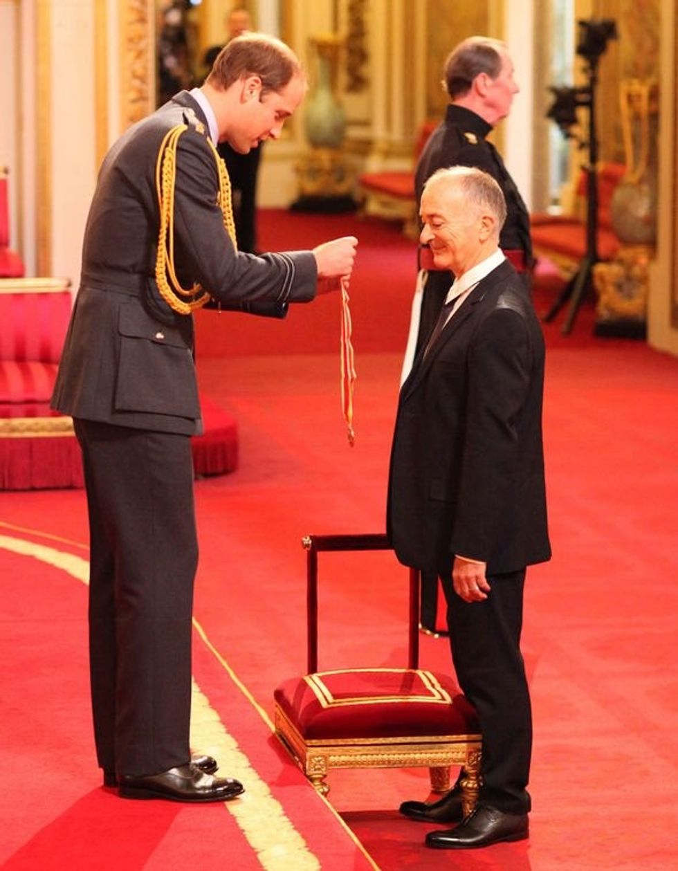 Sir Tony Robinson was knighted by Prince William in 2013 3011156