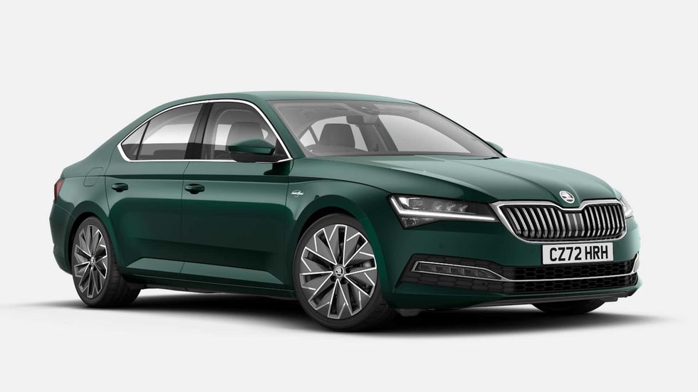 skoda superb royal green