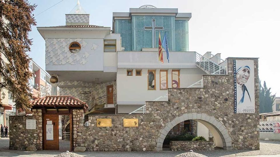 skopje spomen kuka majkatereza