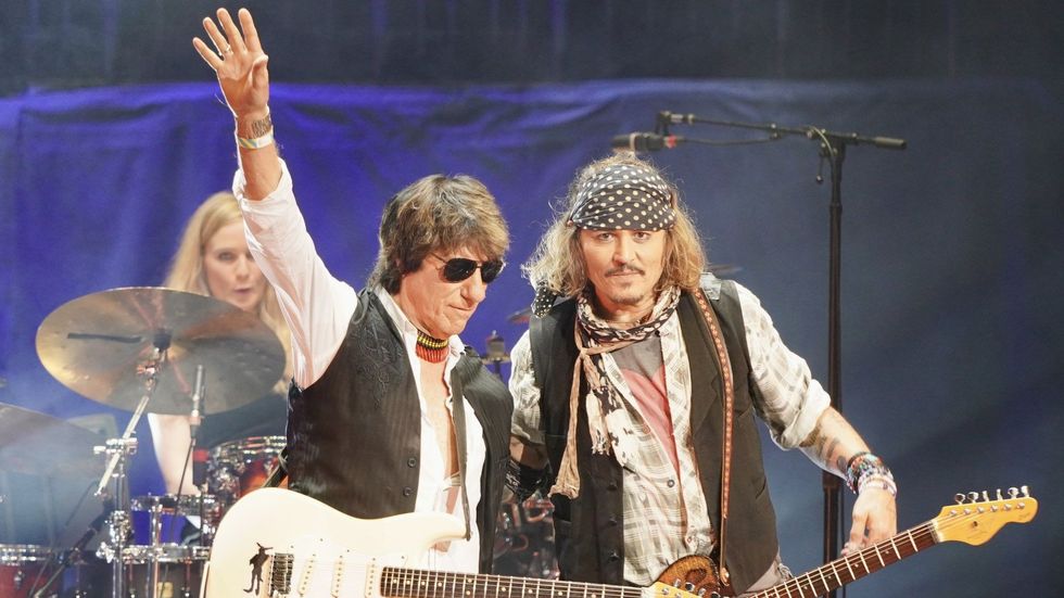 skynews johnny depp jeff beck 5800327