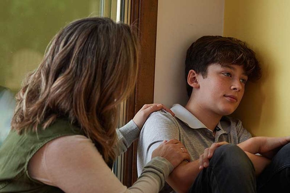 SLP19 113 CC parent having serious conversation w