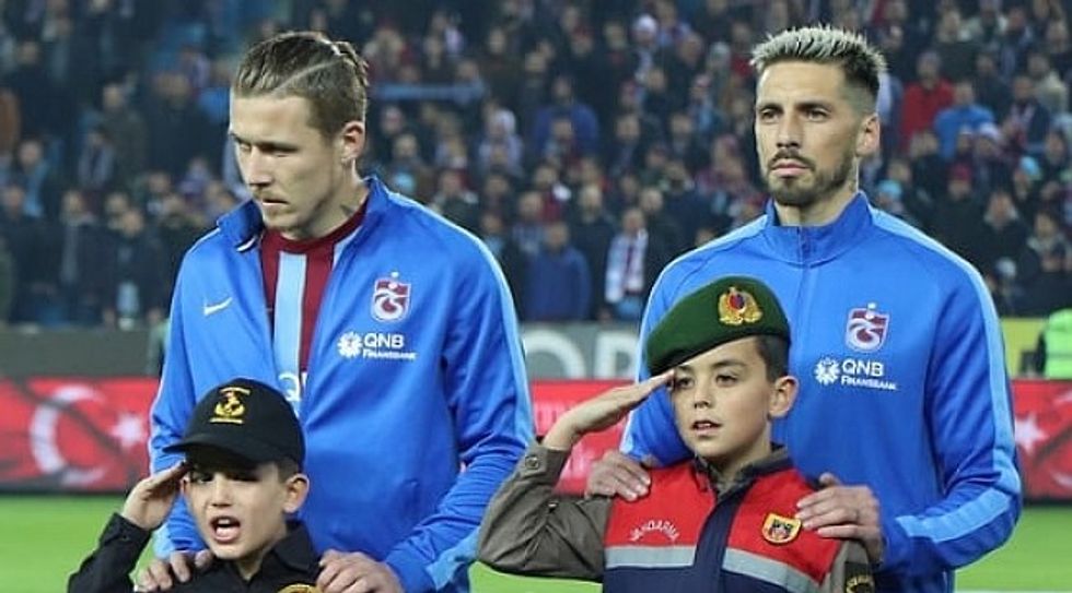 sosa ve juraj kucka gonderiliyor