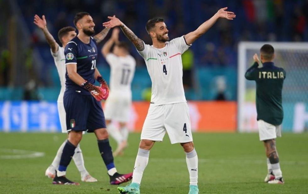 spinazzola italy away euro 2020 1