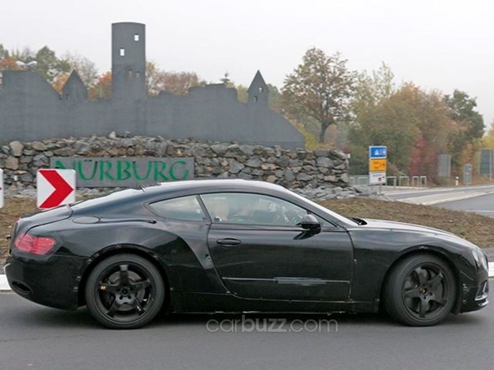 spiunohet-bentley-i-ri-qe-pritet-ti-kete-600-kuajfuqi-foto-4