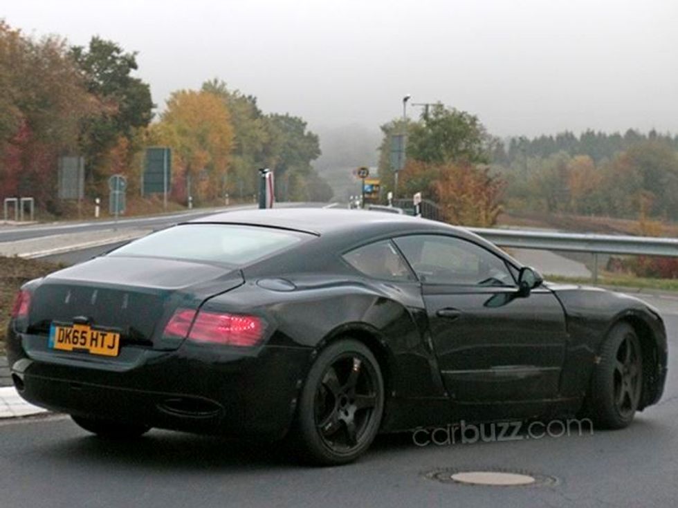 spiunohet-bentley-i-ri-qe-pritet-ti-kete-600-kuajfuqi-foto-5