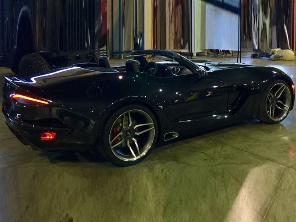 Spiunohet modeli i ri derisa po transmetohej per ne panairin e veturave foto 4