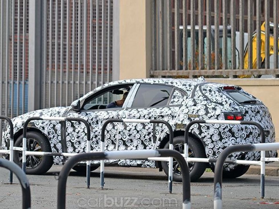 spiunohet-modeli-stelvio-nga-alfa-rome-foto-5