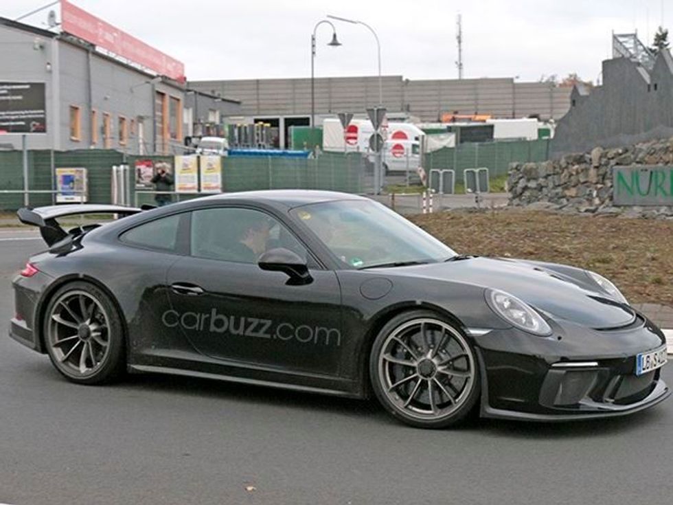 spiunohet-porsche-911-i-ri-zbulohet-cilave-modele-iu-perngjane-foto-7