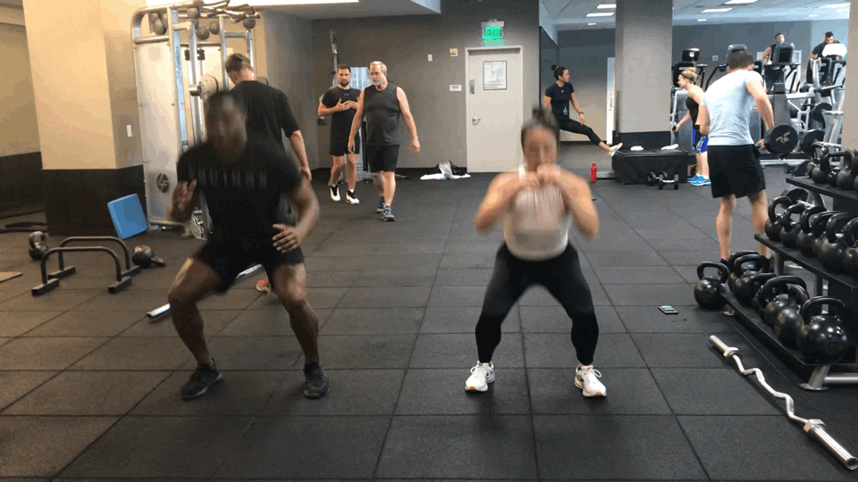 Split Jump Lunge Squat.GIF