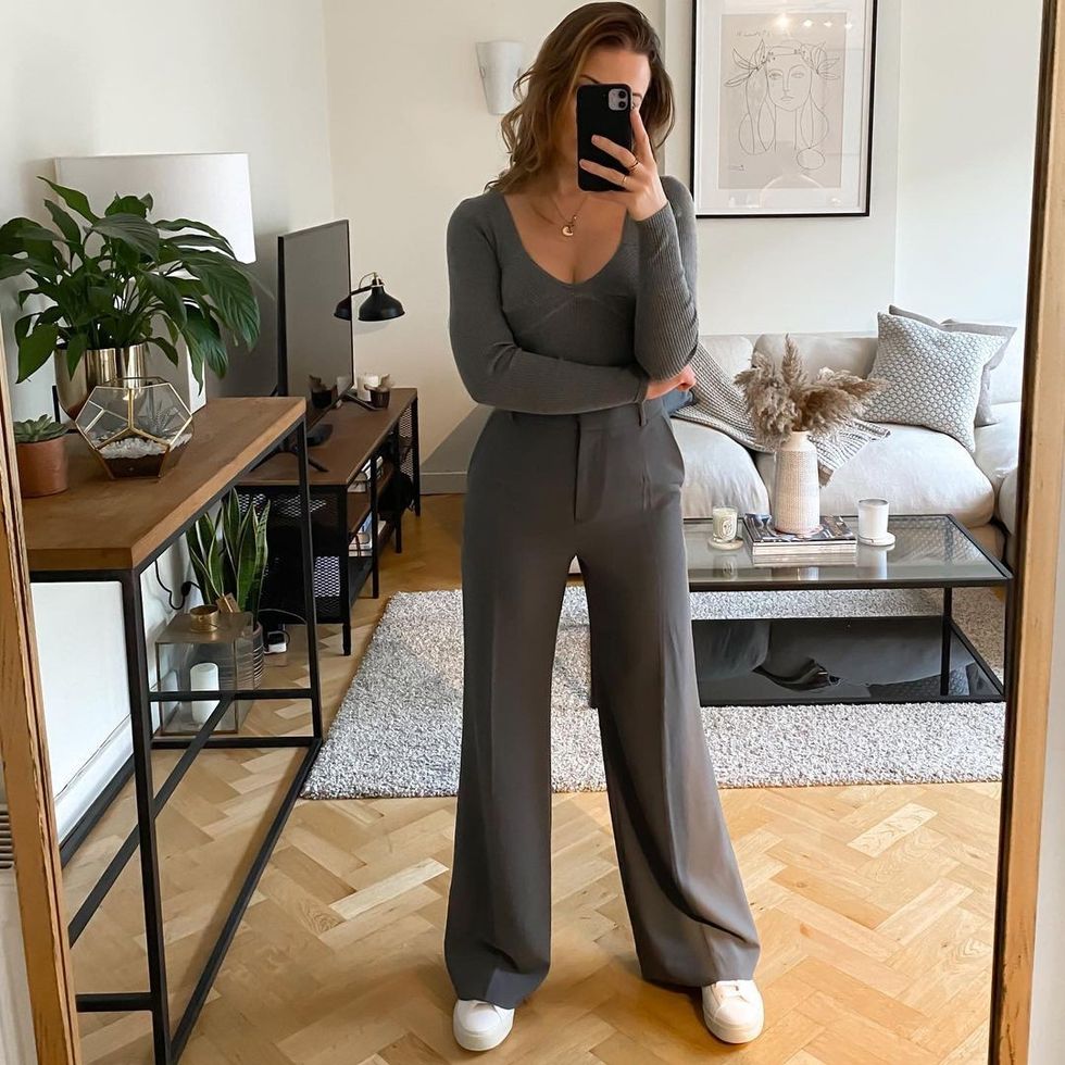 sqhermile 13875142210498626754962919207026609932878514n