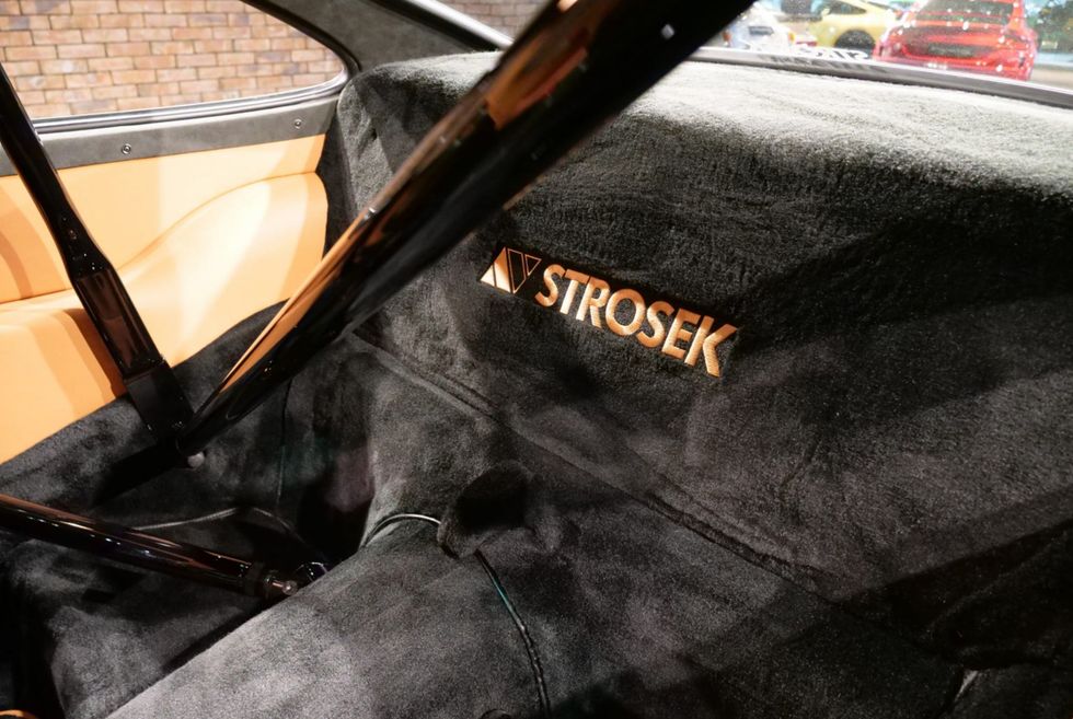 Strosek Porsche 911 6