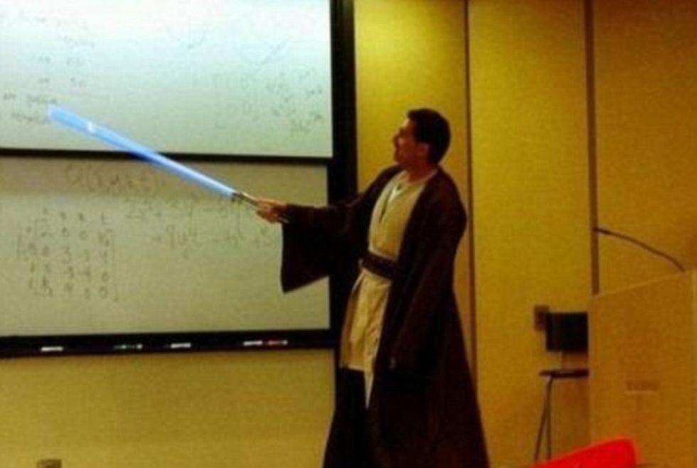 Studentët tregojnë veprimet e zgjuara dhe interesante qe kane bere profesoret foto 6