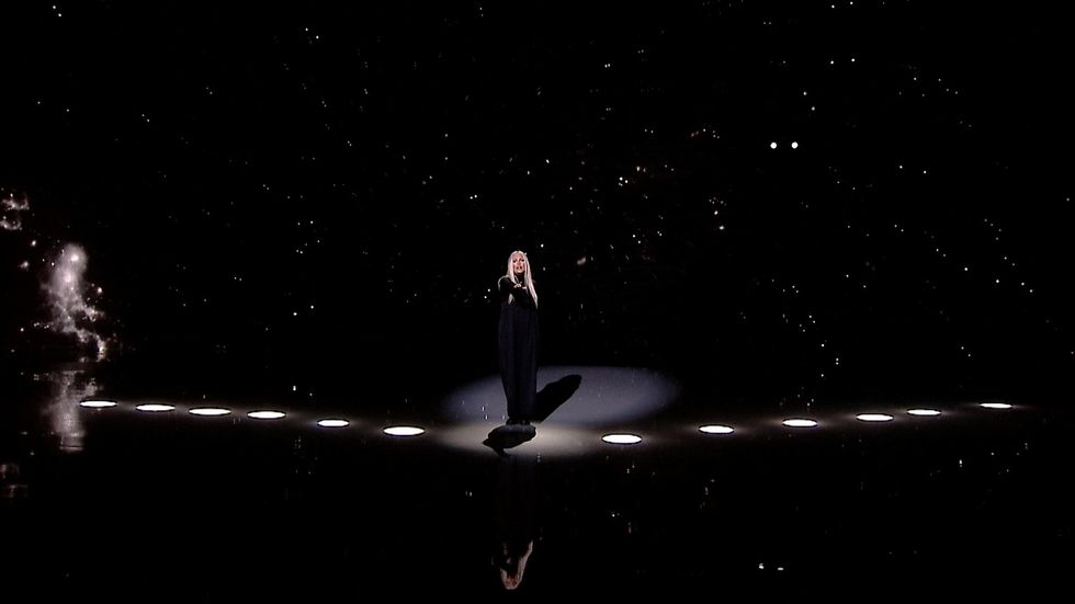 studio.01 42 40 24.Still013