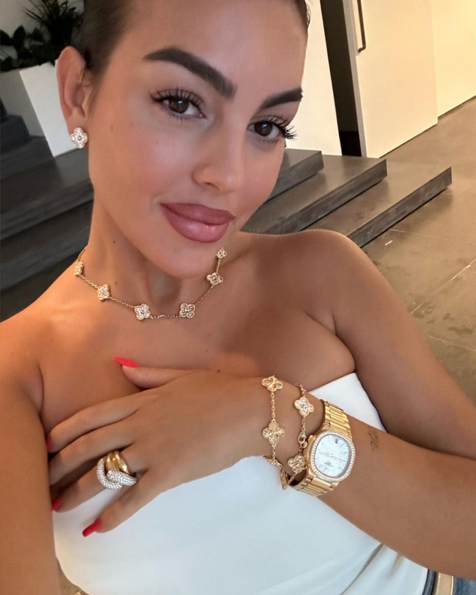 stylish georgina rodriguez goes braless 838489728