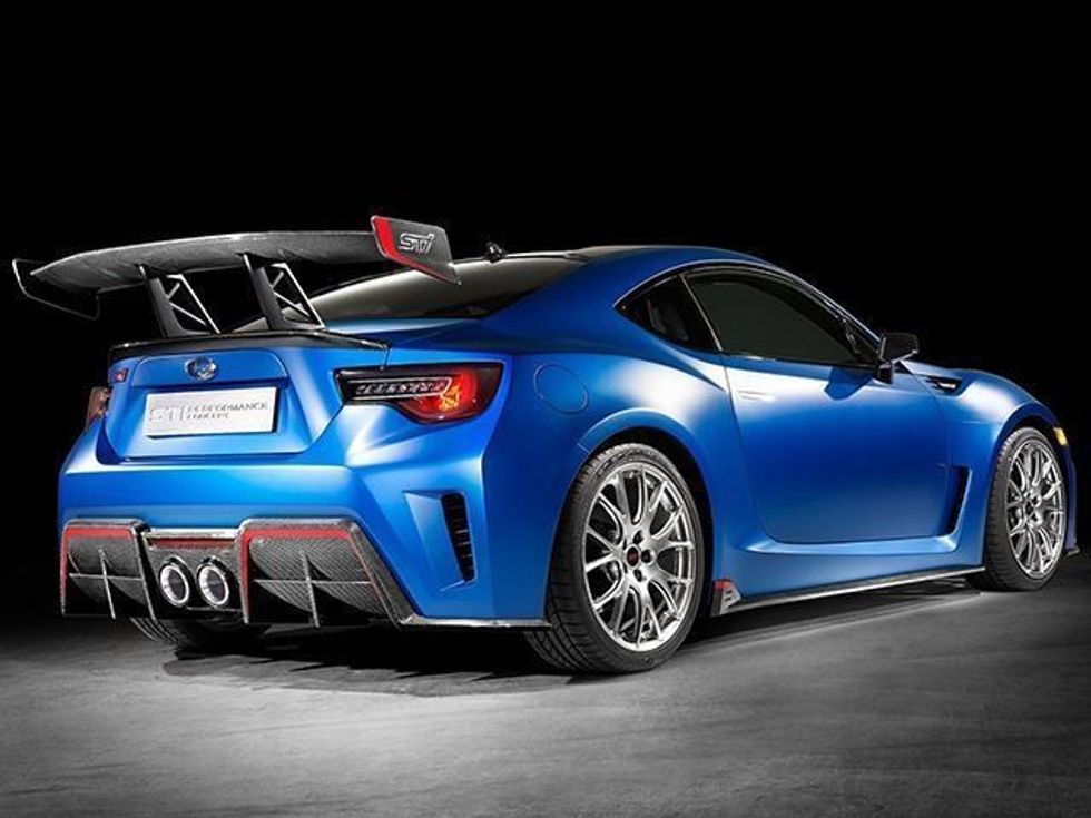 Subaru publikon pamjet e modelit BRZ STI dhe tregon datën e lansimit foto 6
