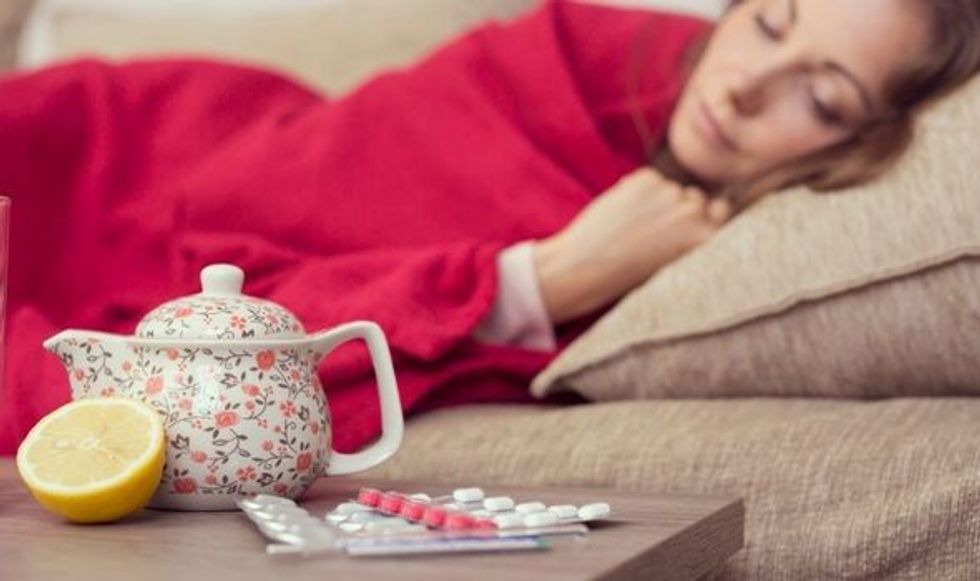 Super cold 2022 How to get over a cold fast five tricks fact checked 4008259