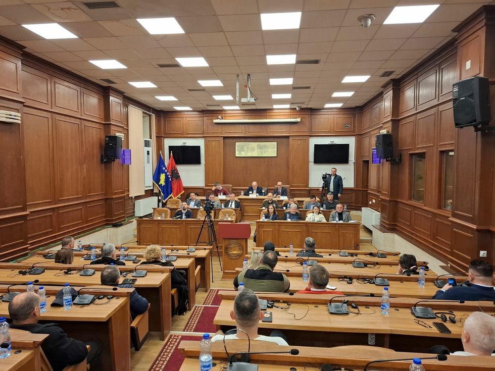 takimi me qytetaret shaqir totaj prizren 2024 scaled