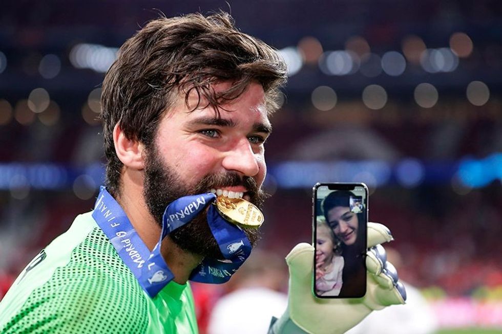 tan2019 6 12347168530