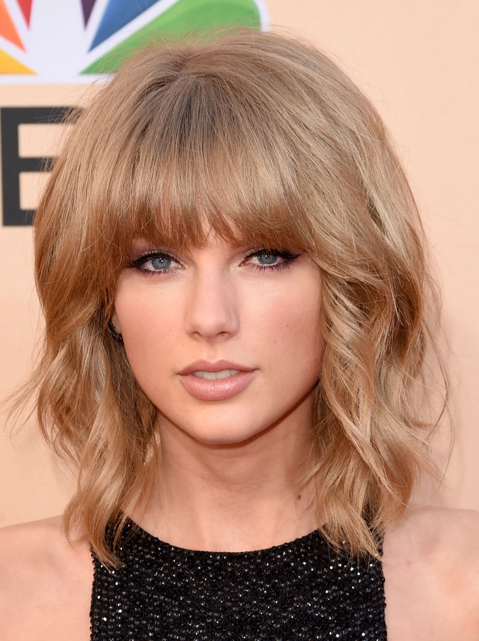 taylor swift bangs 2015