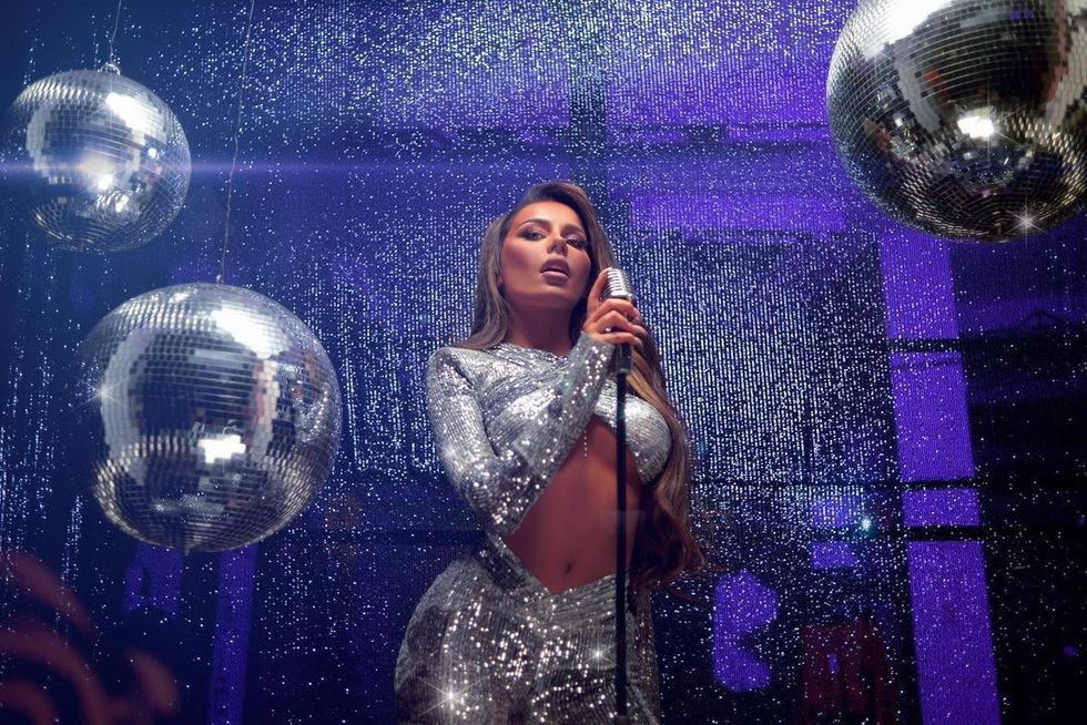 tayna 1497947642481587536082858853478201355859180n