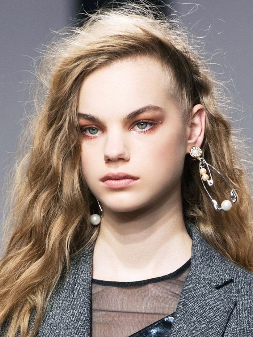 te-ndara-thelle-ne-ane