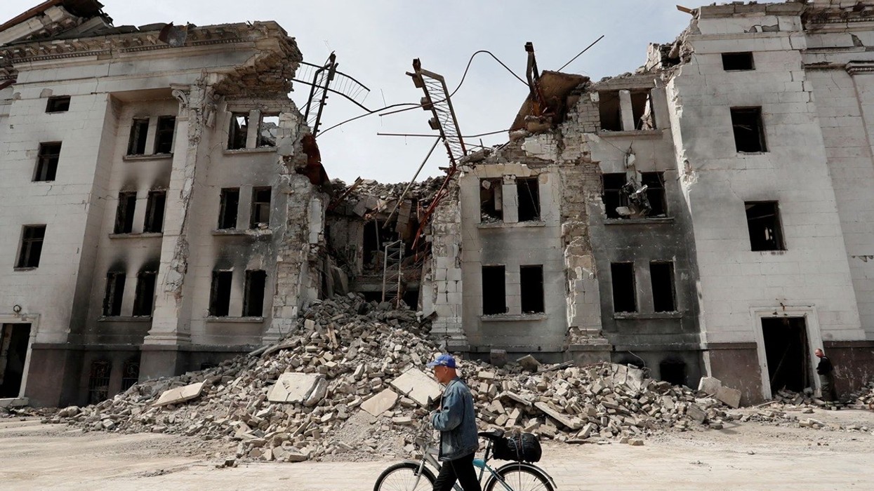 Lufta moderne po e fshin sistematikisht historinë njerëzore
