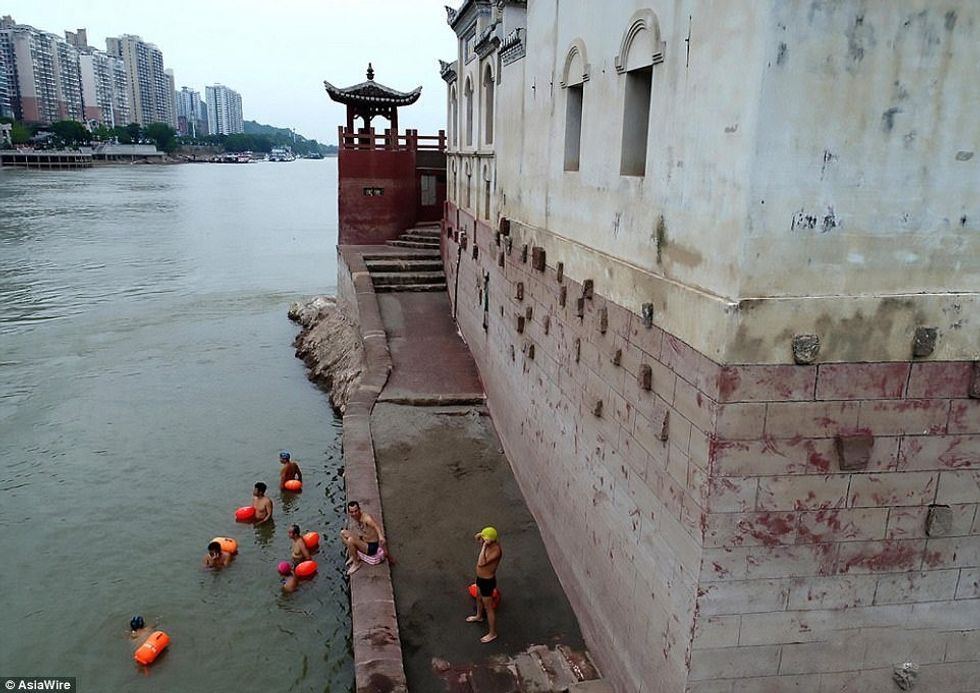 Tempulli i lashtë 700 vjet ka qëndruar edhe kur niveli ujit arrinte deri dhjetë metra foto 6