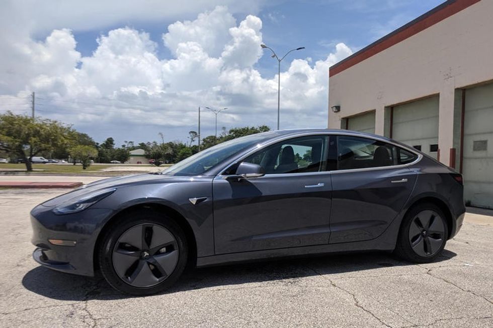 Tesla foto 5 1