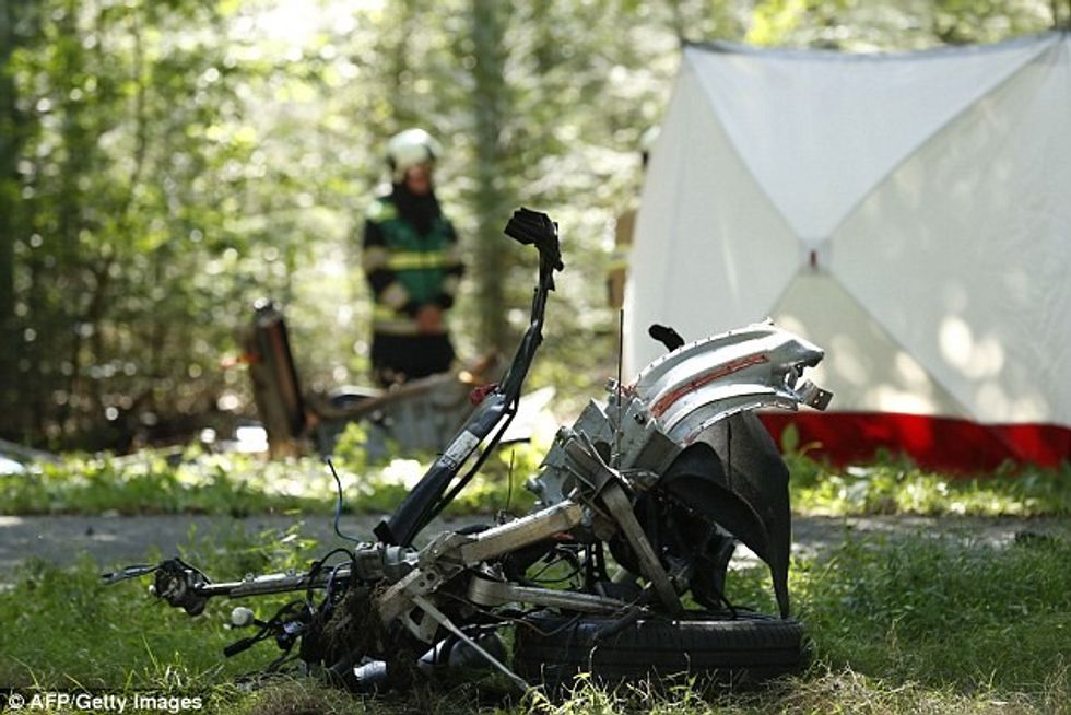 Tesla që po lëvizte me auto pilot eshte perplasur dhe i ka shkaktuar pasoja fatale shoferit foto 3