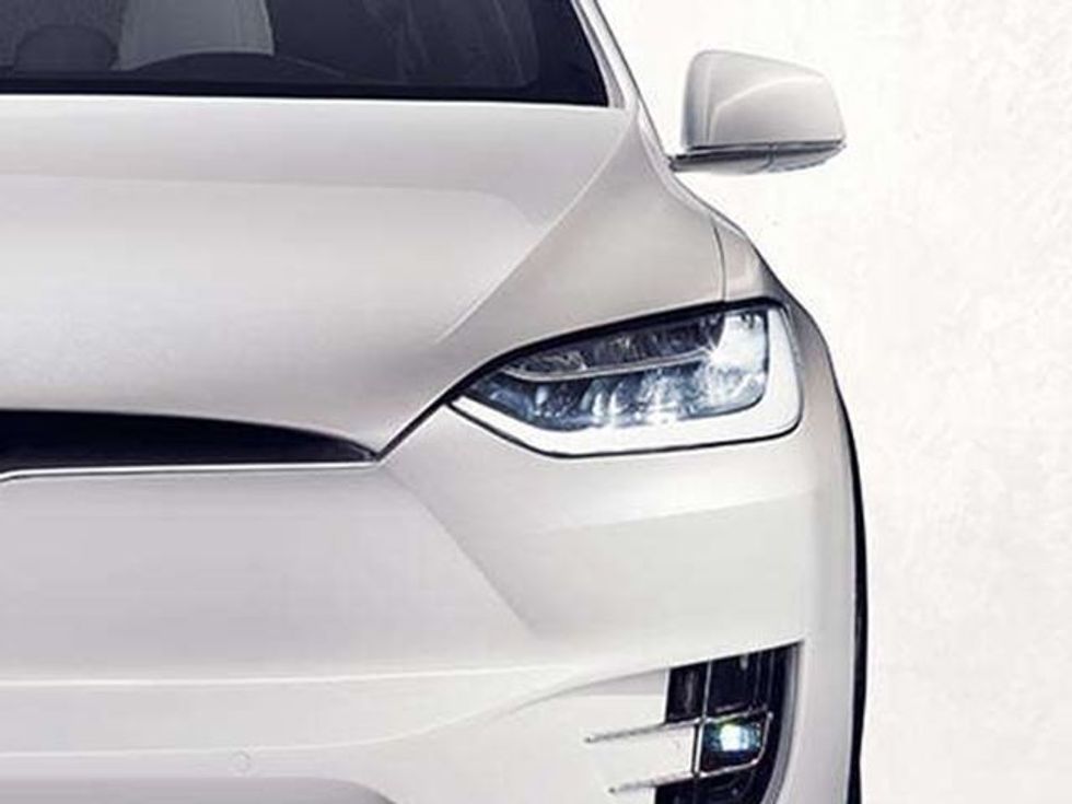 Tesla revolucionarizon industrinë me makinen qe ka edhe pjesen per bartjen e mallrave foto 2