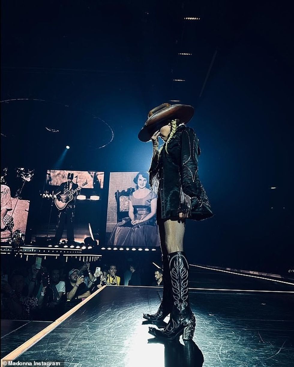 The artist of hits including Vogue, Material Girl and Papa Don't Preach said that showing her mother's image during her concert tour had a cathartic impact on her