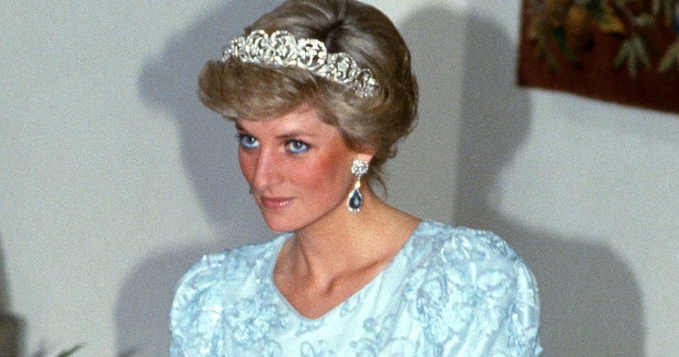 ‘The Crown Cast Elizabeth Debicki As Princess Diana For Its