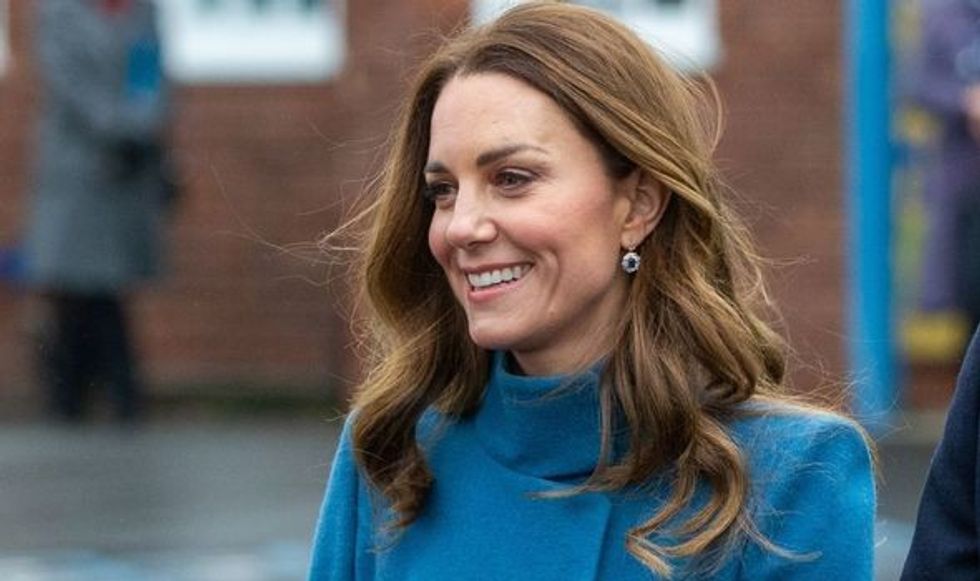 The deep blue stones are encrusted in sparkling diamonds 2797101