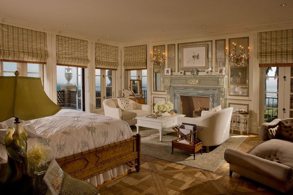 The Opulent La Villa Contenta in Malibu 9