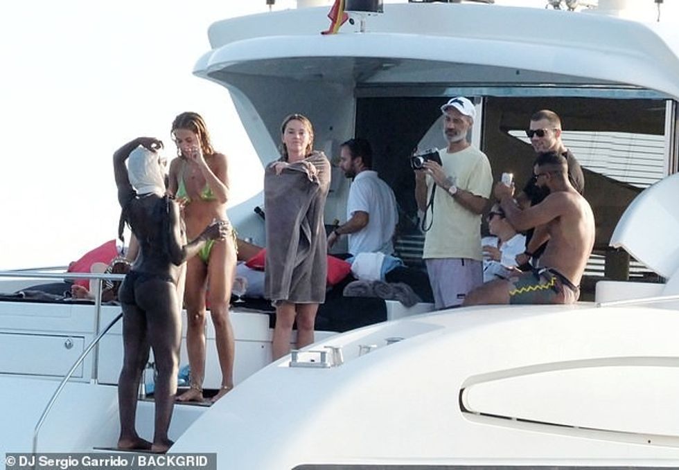 The singer, 33, was all smiles as she spent time with husband Taika Waititi and actress pal Jodie Turner-Smith