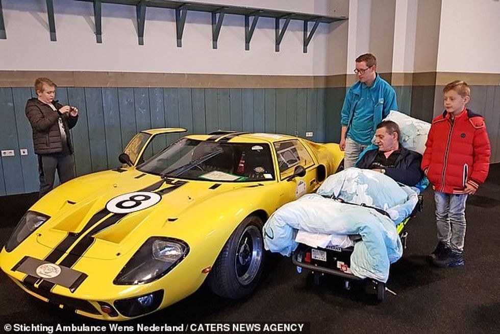 The Stichting Ambulance Wens took this man to see classic cars at a show in Rosmalen