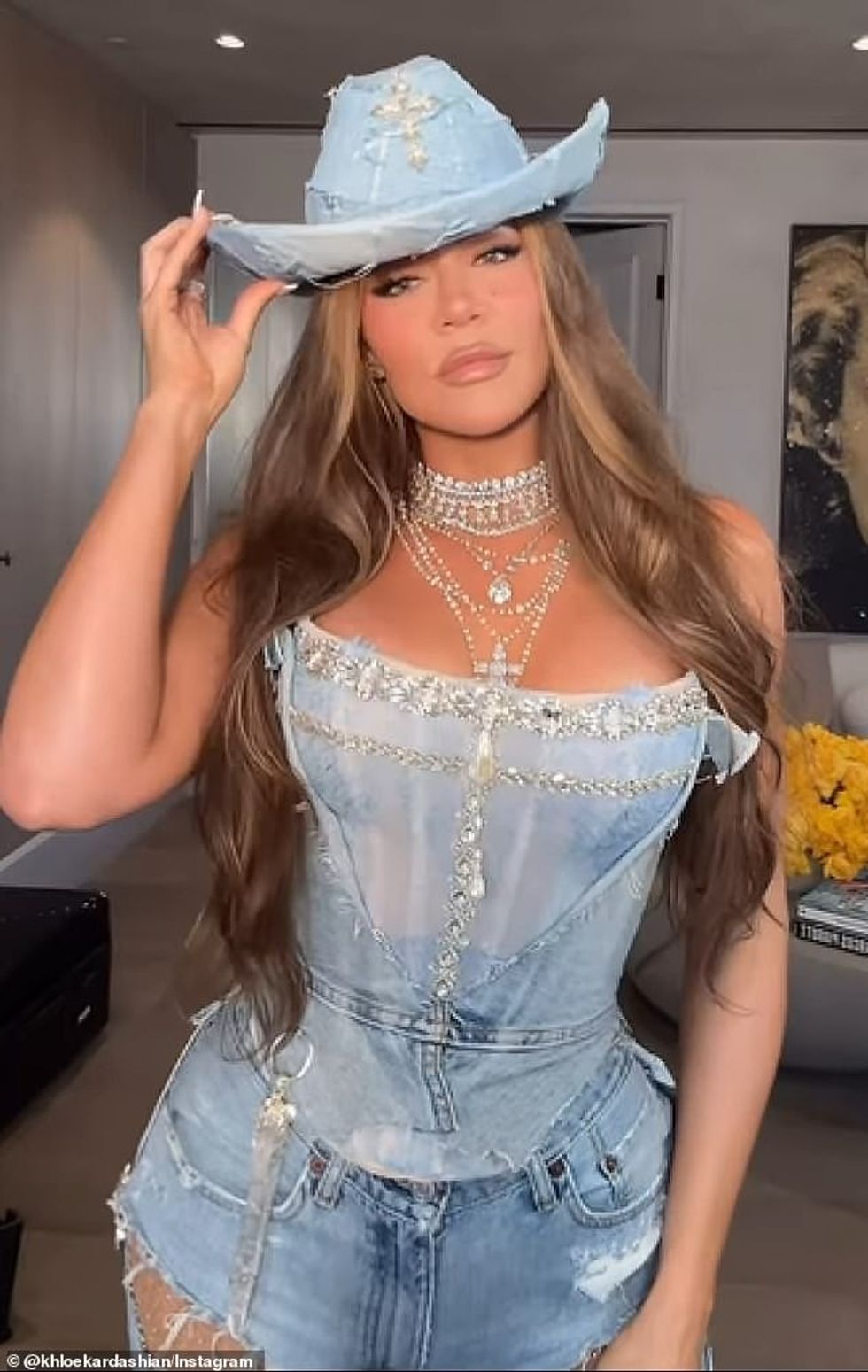 Themeluesi i Good American u bë një vit më i vjetër në fillim të kësaj jave të enjten - dhe mori homazhe të veçanta nga anëtarët e familjes si Kim dhe gjithashtu mamaja, Kris Jenner