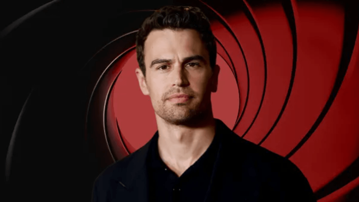 Theo James tërhiqet nga gara për James Bond