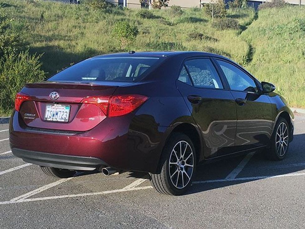 Thjeshtësia e Toyota Caroll ka bere qe te jete i mire dhe praktik foto 3