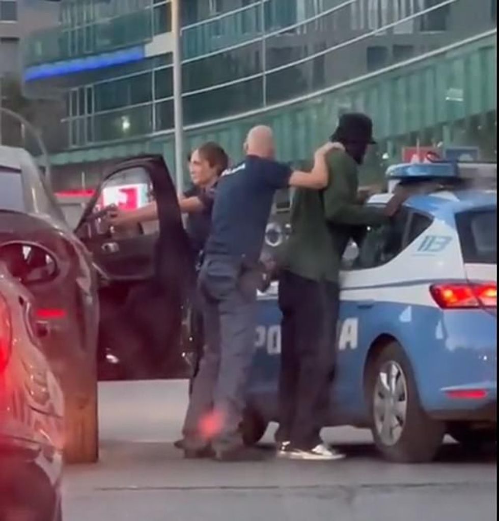 Tiemoue Bakayoko u ndalua me armë në një provë të tmerrshme në Milano në fillim të këtij muaji.